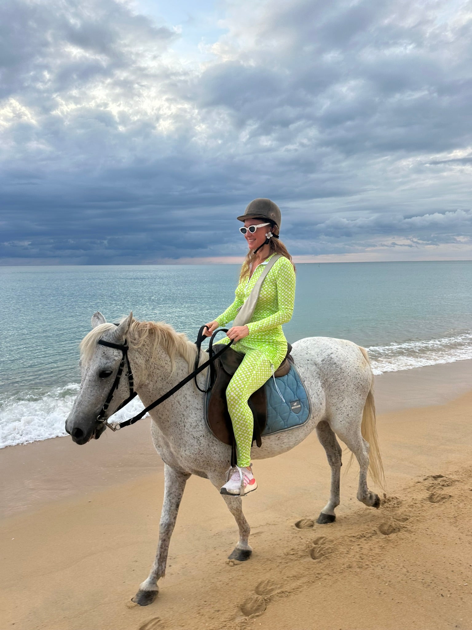 Set Lime Long Sleeve Turtleneck Full Bodysuit & Lime Teeny-Tiny Skirt