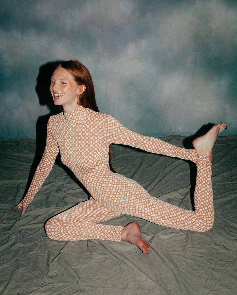 Set Beige Long Sleeve Turtleneck Full Bodysuit & Beige Teeny-Tiny Skirt